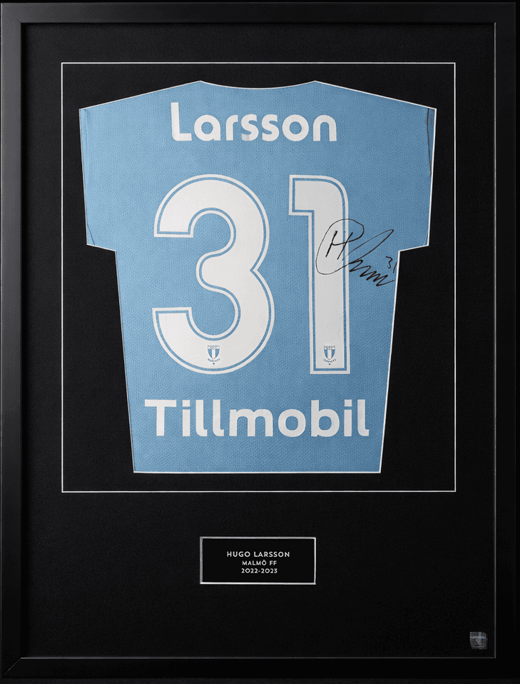 Henrik Larsson Signed Shirt – Iconic Football Memorabilia Frame